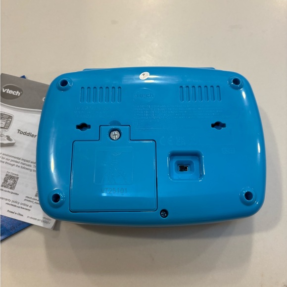 VTech Toddler Tech Laptop Toy - Picture 3 of 3